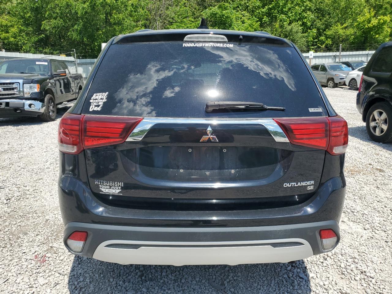 JA4AZ3A32KZ053652 2019 Mitsubishi Outlander Se