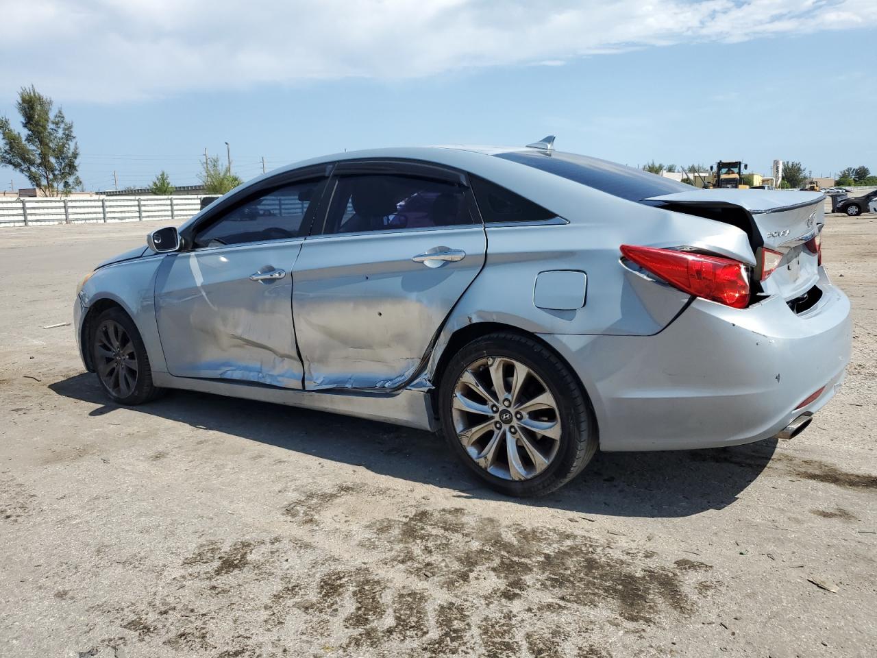 5NPEC4AC6BH138547 2011 Hyundai Sonata Se