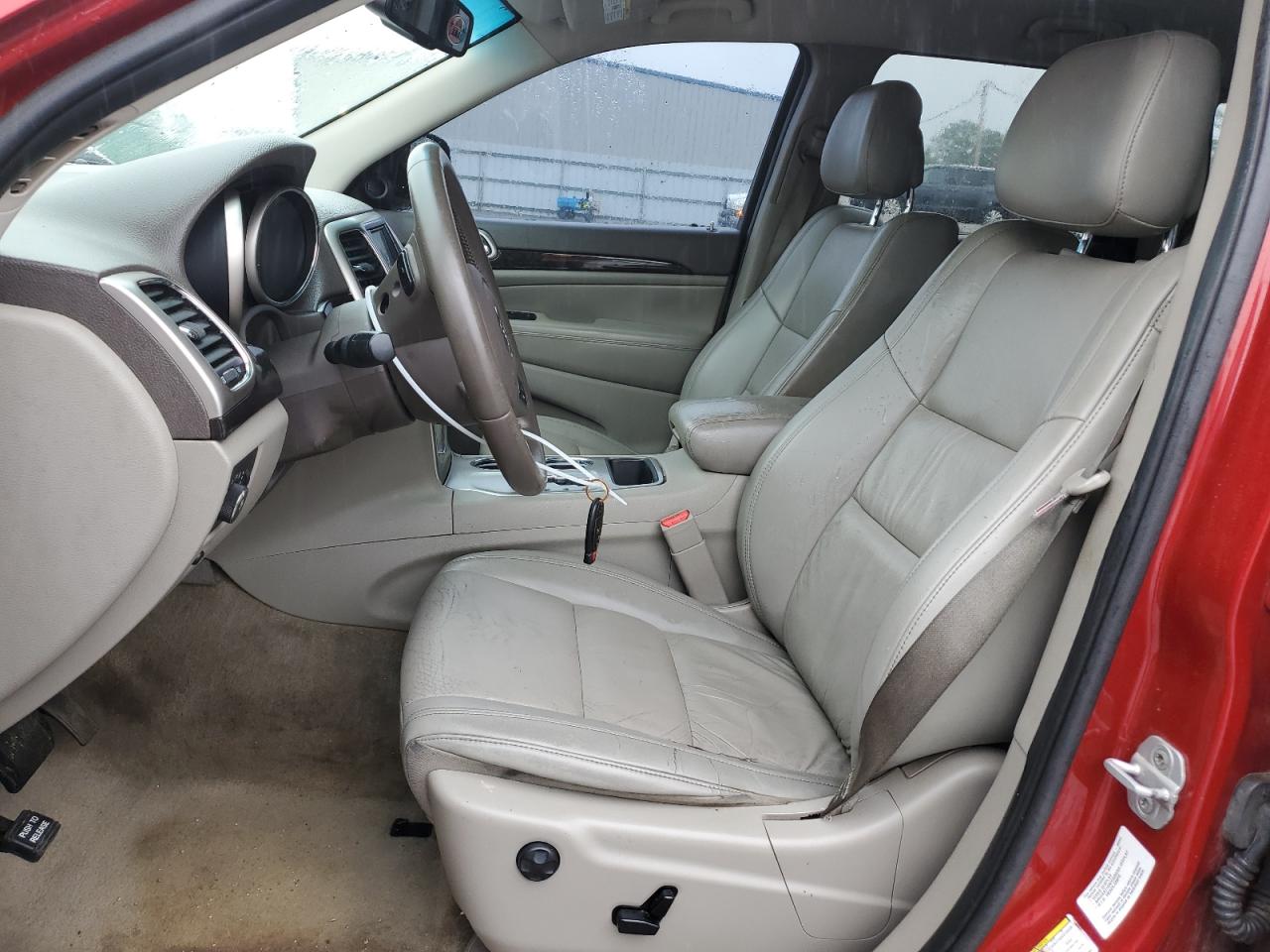 1J4RS4GG2BC539064 2011 Jeep Grand Cherokee Laredo