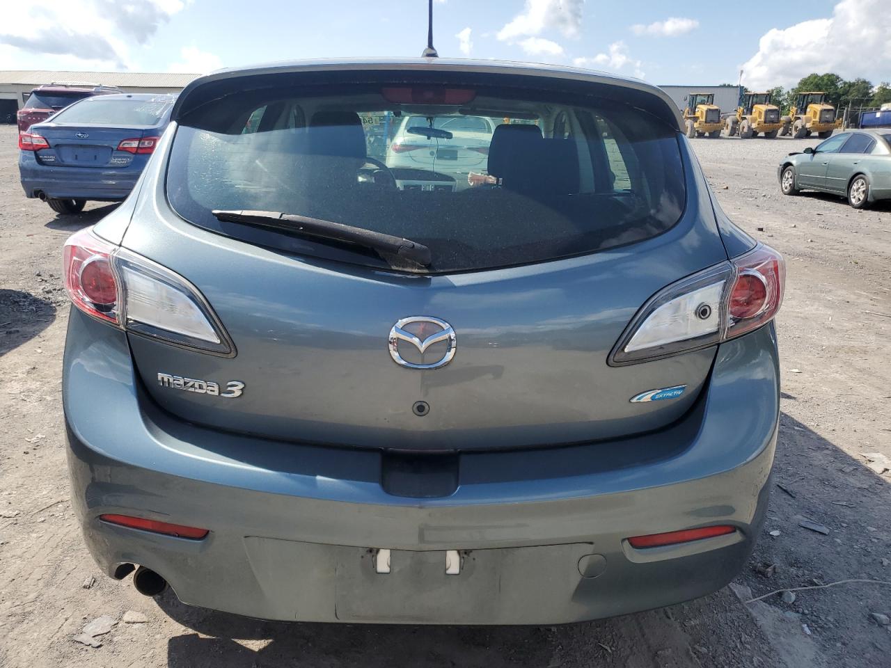 JM1BL1LP7D1788659 2013 Mazda 3 I