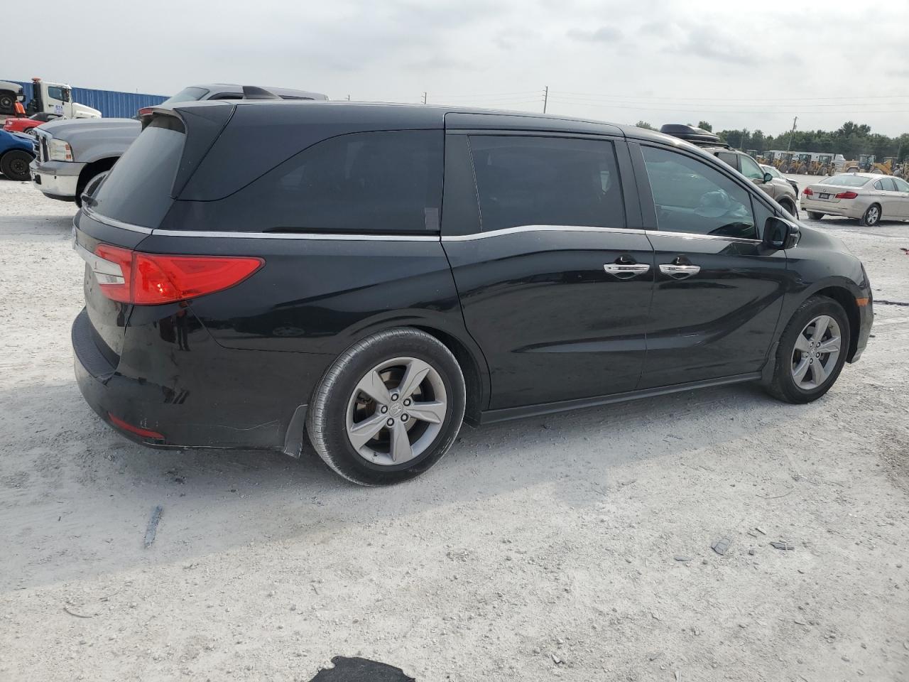 5FNRL6H73KB096519 2019 Honda Odyssey Exl