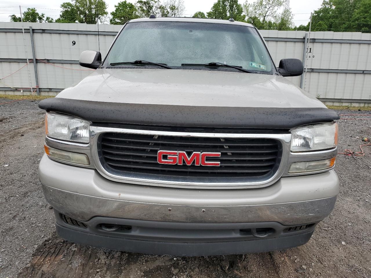 1GKEK13T35J162321 2005 GMC Yukon