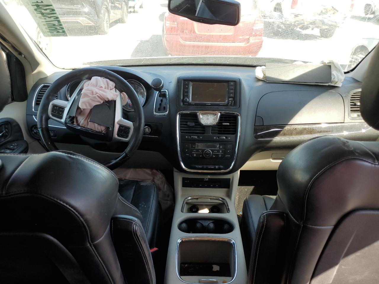 2C4RC1GG3ER229163 2014 Chrysler Town & Country Limited