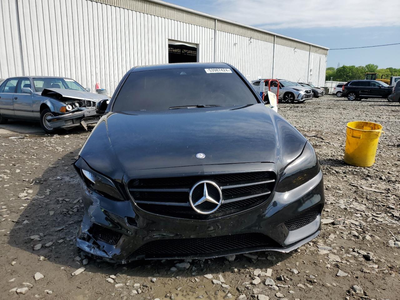 2016 Mercedes-Benz E 350 4Matic vin: WDDHF8JB6GB252145