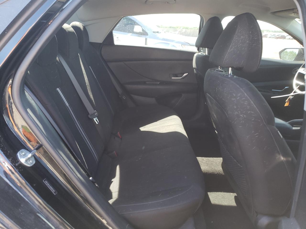 5NPLM4AG4NH057087 2022 Hyundai Elantra Sel