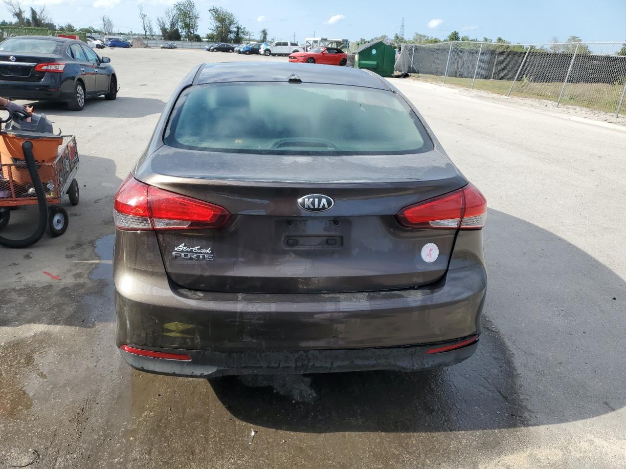 3KPFK4A79HE029281 2017 Kia Forte Lx