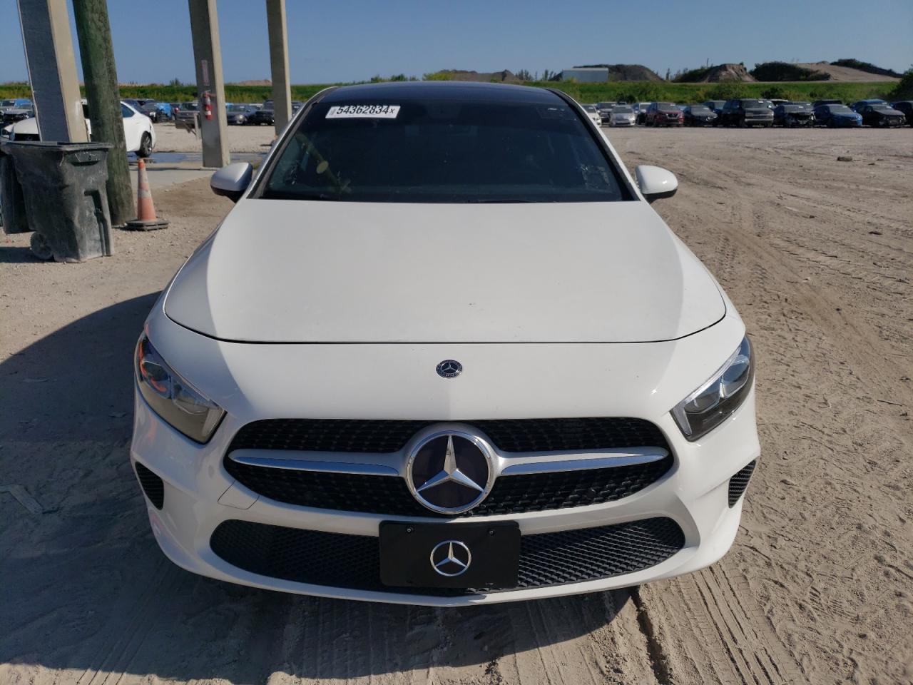 2019 Mercedes-Benz A 220 4Matic vin: WDD3G4FB5KW021036