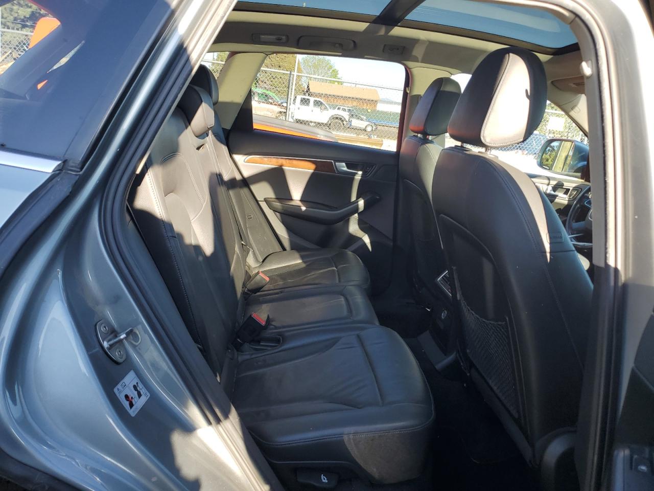 WA1DKBFP6BA038917 2011 Audi Q5 Premium Plus