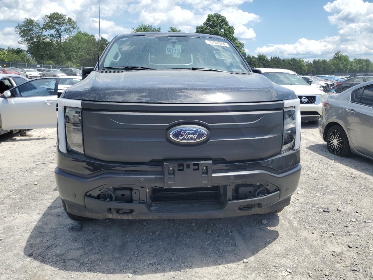 2023 Ford F150 Lightning Pro vin: 1FTVW1EL8PWG20812