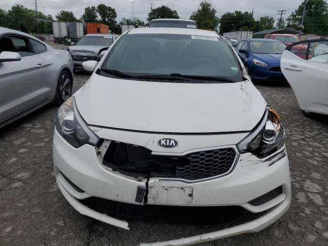 VIN KNAFK4A66G5496172 2016 KIA Forte, LX no.5