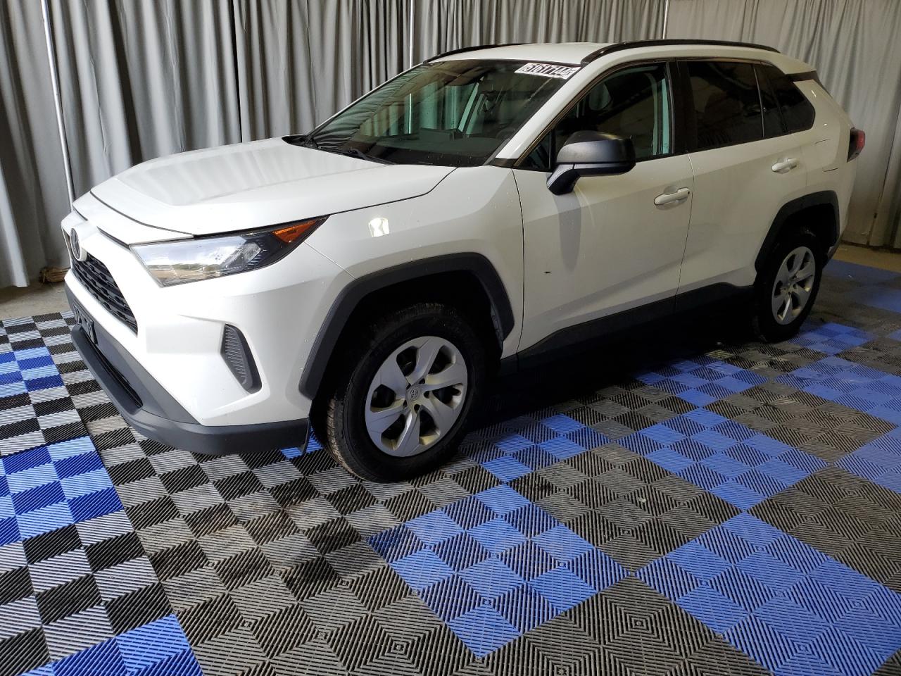 2019 Toyota Rav4 Le vin: 2T3F1RFVXKW058601