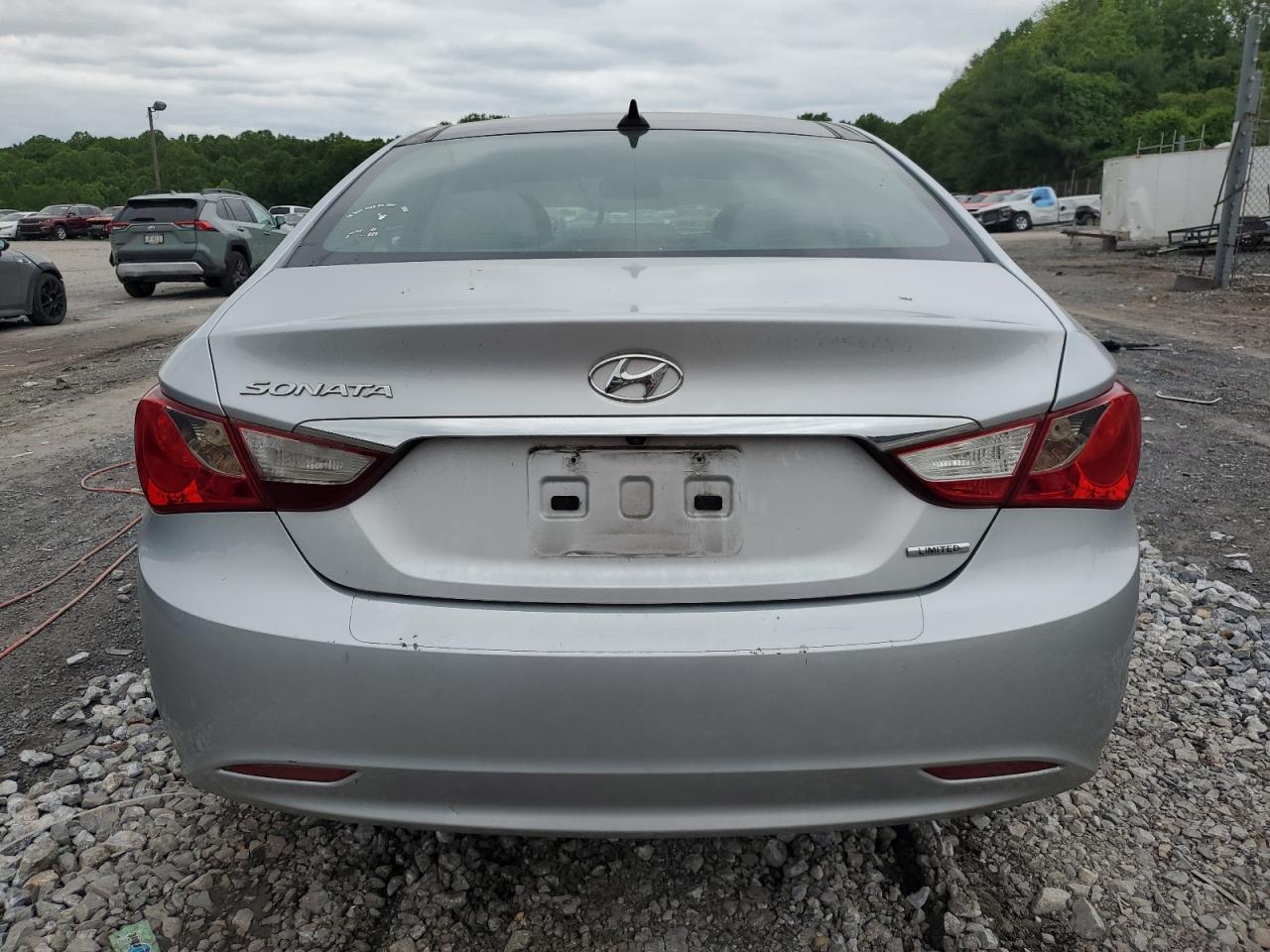 5NPEC4AC7DH624044 2013 Hyundai Sonata Se