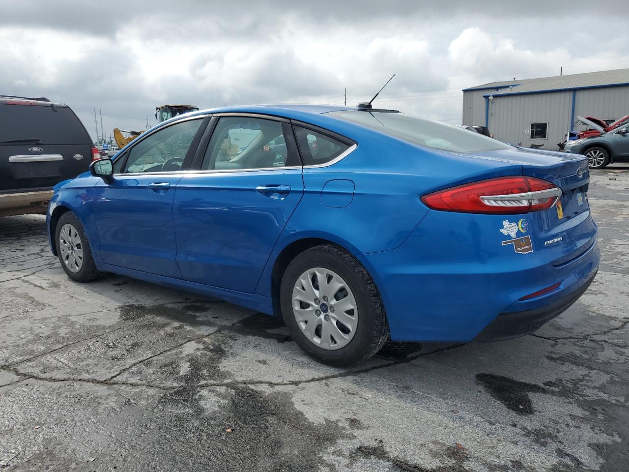3FA6P0G75KR277115 FORD FUSION 2019