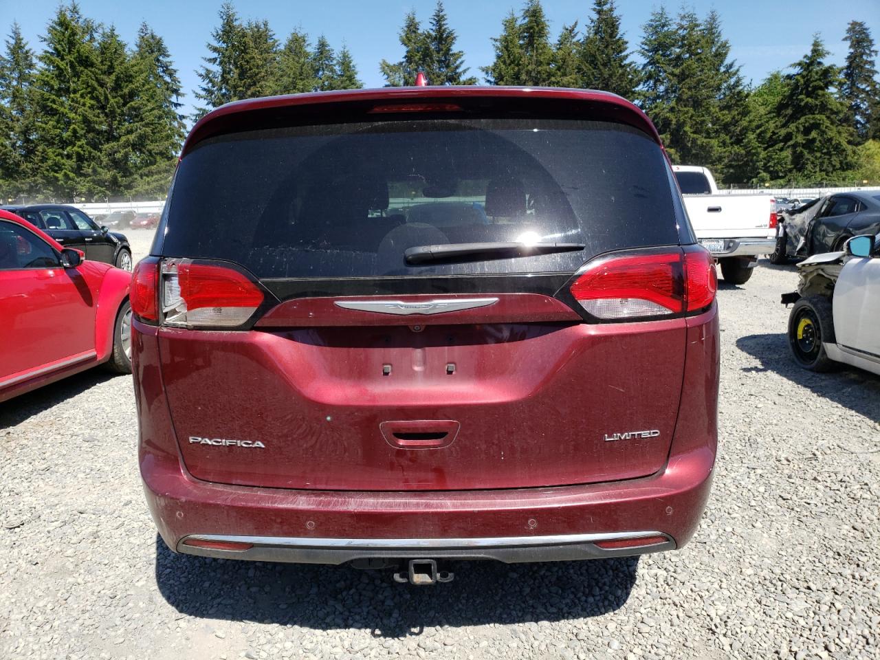 2C4RC1GG6HR602944 2017 Chrysler Pacifica Limited