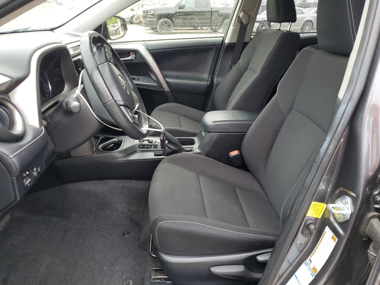 JTMRJREV1HD126157 2017 Toyota Rav4 Hv Le