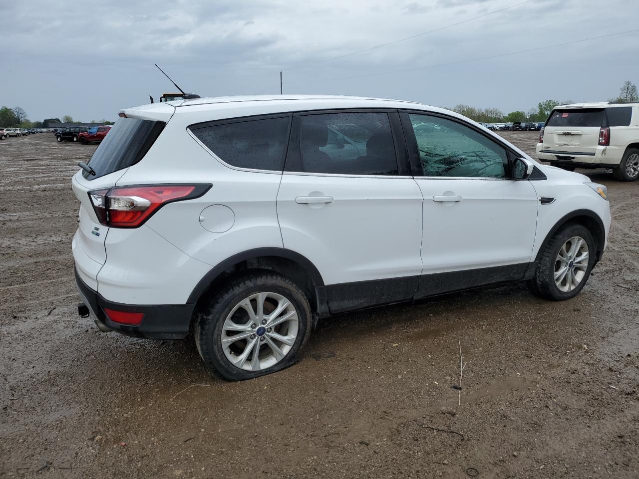 1FMCU9GD9HUB07398 FORD ESCAPE 2017