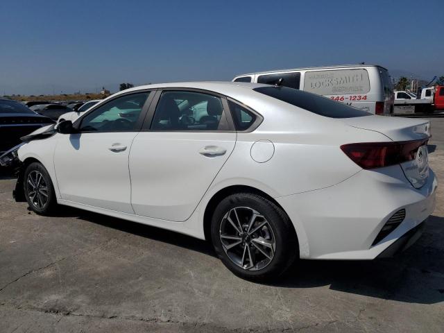 3KPF24AD2NE469148 Kia Forte FE 2