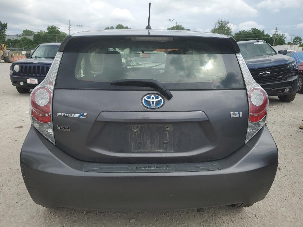 JTDKDTB31E1573870 2014 Toyota Prius C