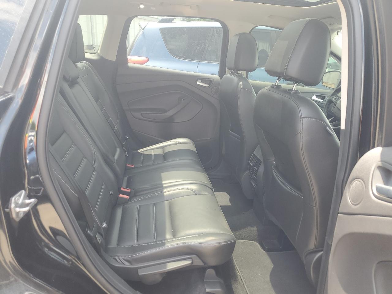 1FMCU0J96HUE90328 FORD ESCAPE 2017