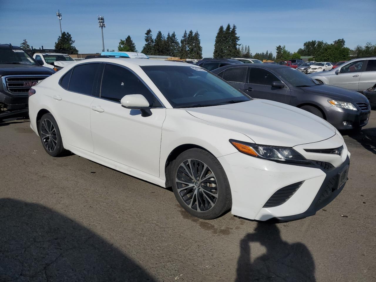 4T1B11HK7JU518680 2018 Toyota Camry L