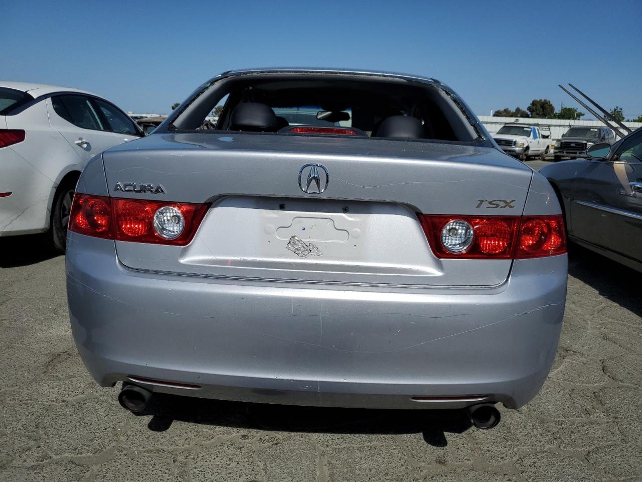 JH4CL96874C011019 2004 Acura Tsx