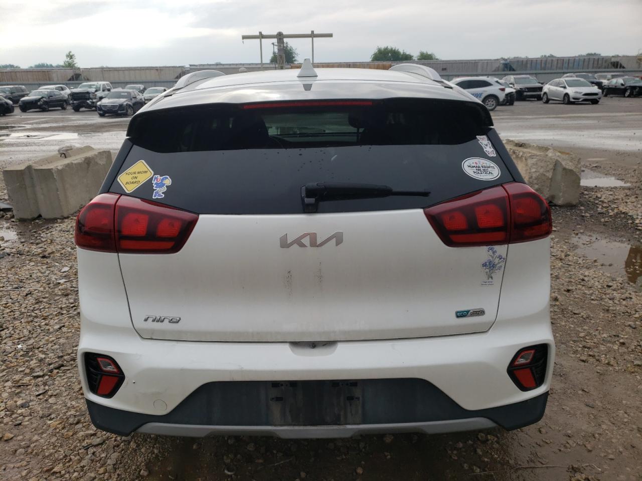 KNDCM3LD7N5543681 2022 Kia Niro Lxs