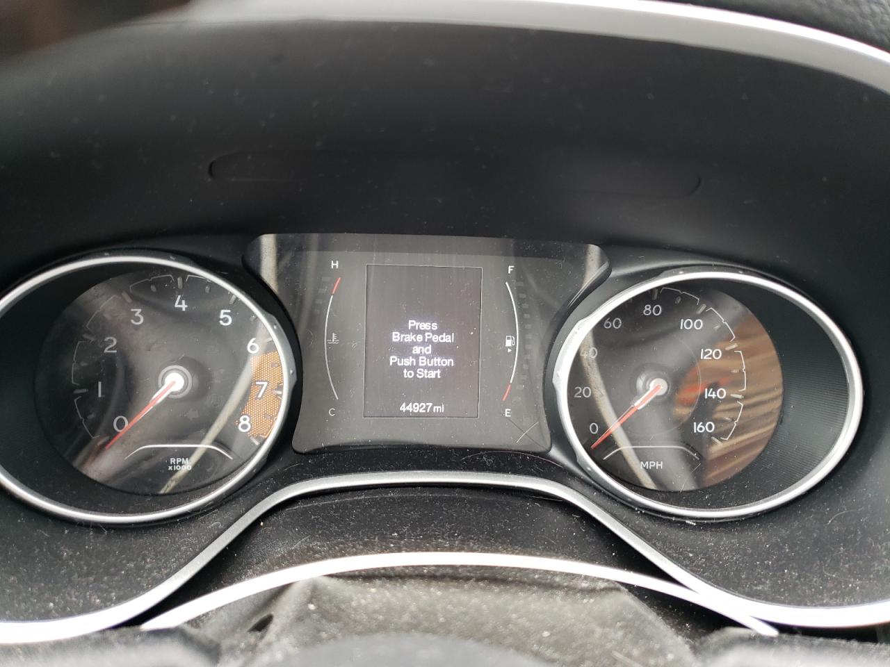 3C4NJDBB3JT283331 2018 Jeep Compass Latitude