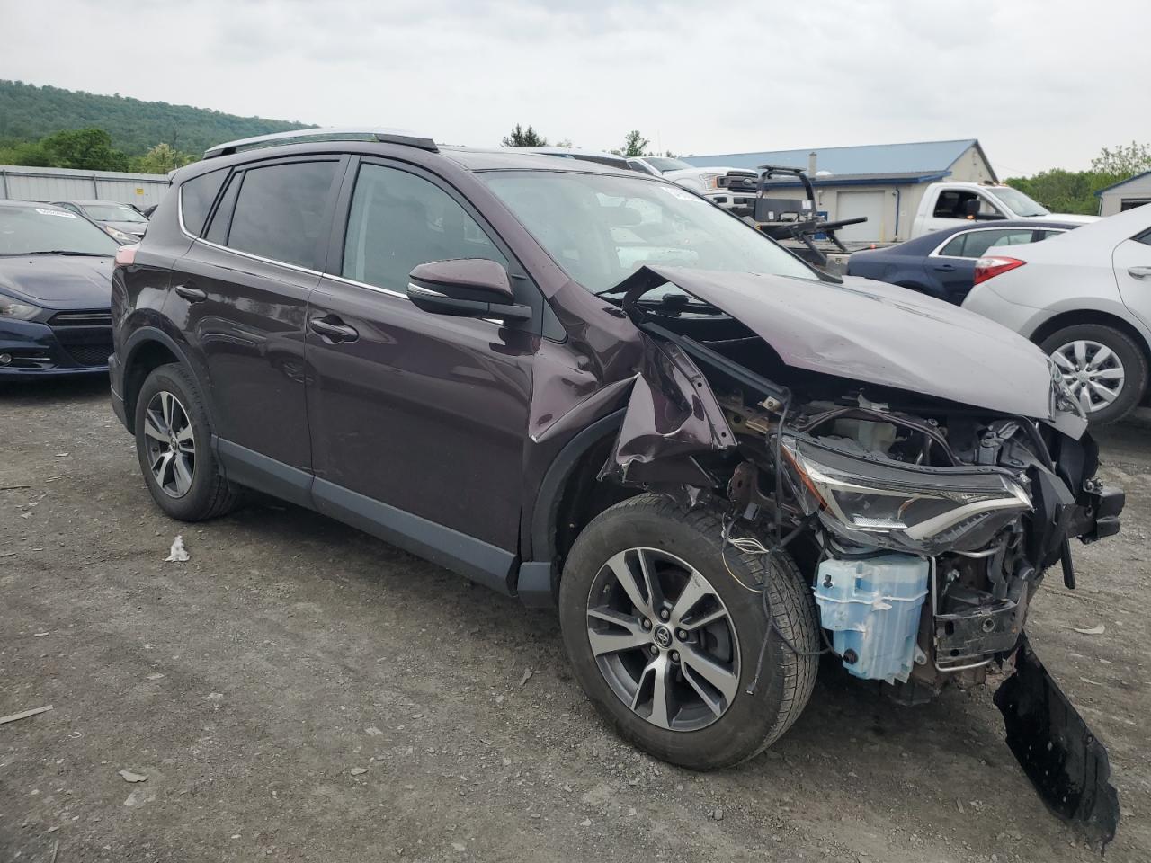 2T3RFREVXGW458102 TOYOTA RAV4 2016