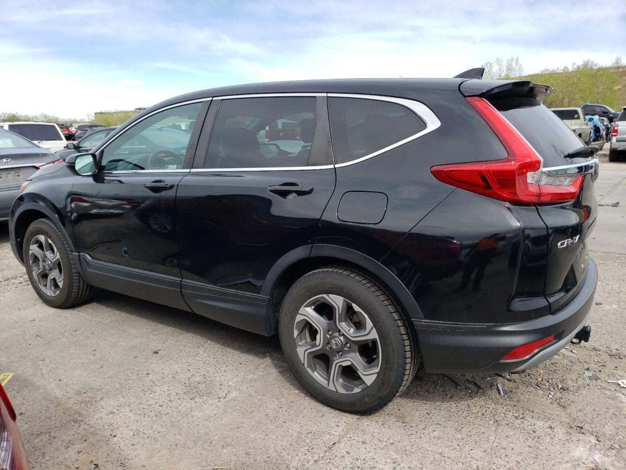 7FARW2H88JE079663 HONDA CRV 2018