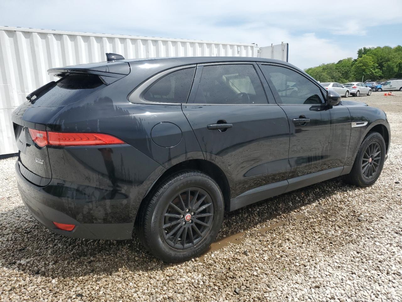 2017 Jaguar F-Pace vin: SADCS2BN0HA086738