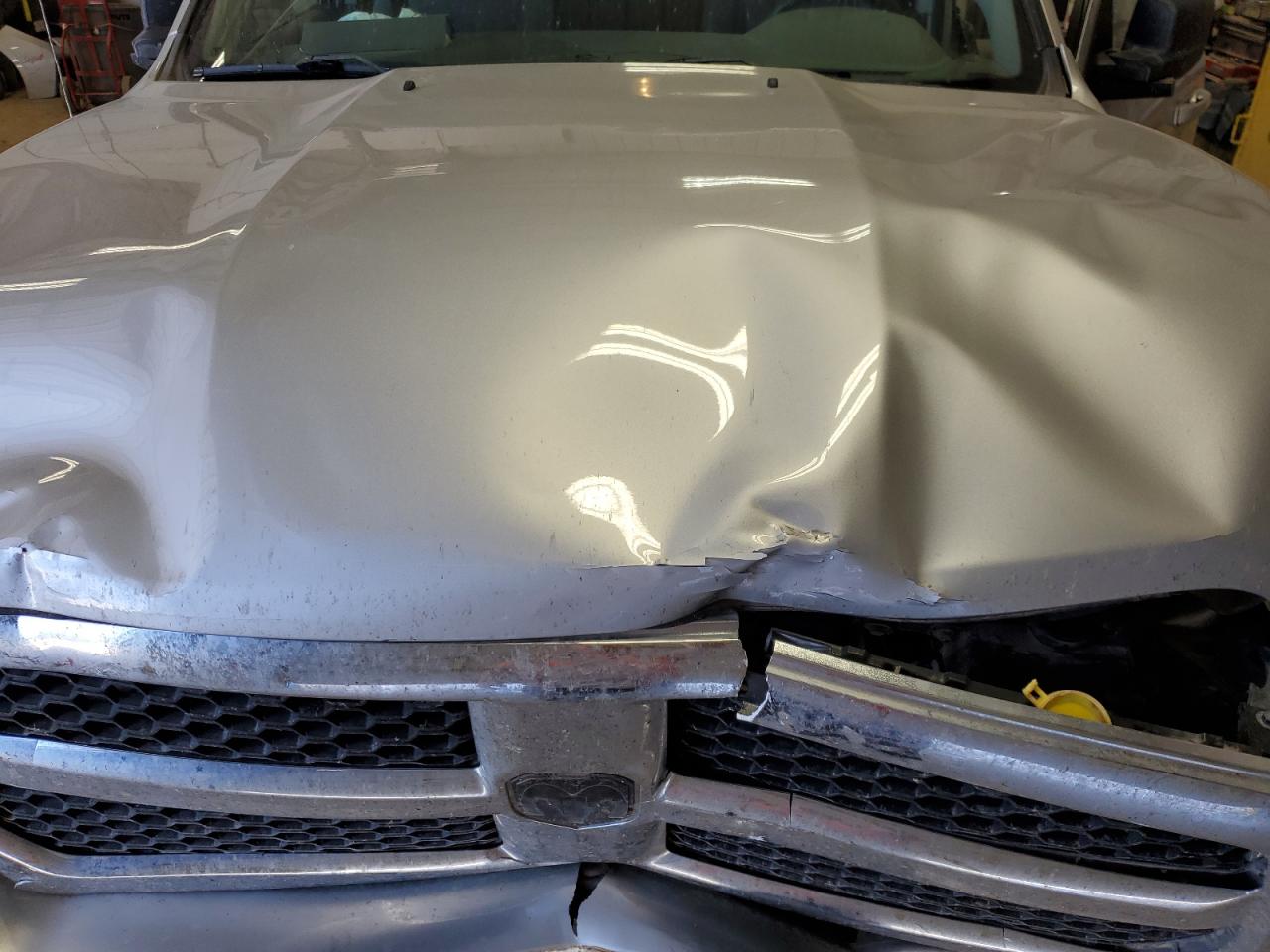 1C6RR7TT0KS576262 2019 Ram 1500 Classic Slt