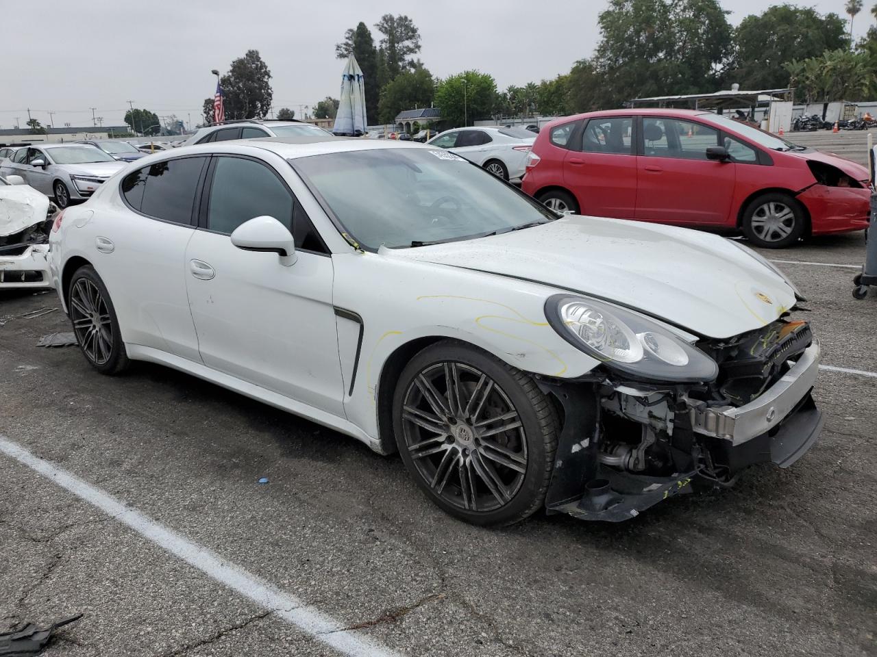 WP0AA2A79FL006301 2015 Porsche Panamera 2