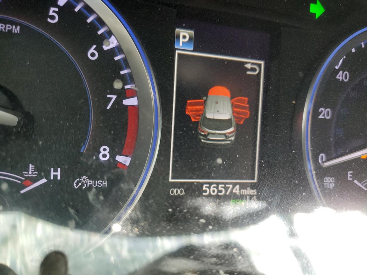 5TDKZRFH0JS274216 2018 Toyota Highlander Se