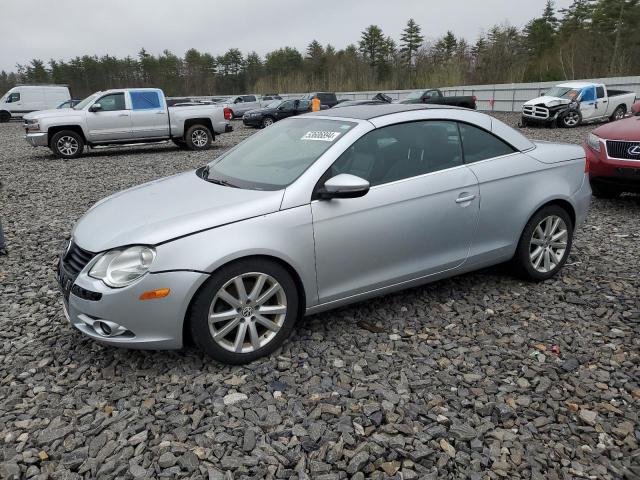 Lot #2510364843 2011 VOLKSWAGEN EOS KOMFOR salvage car