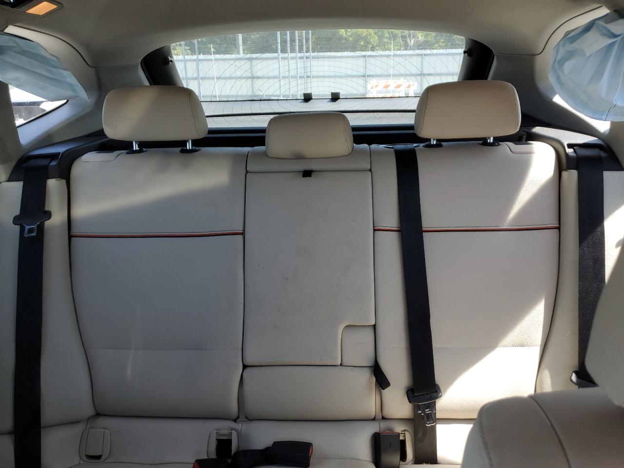 WBAVL1C54FVY29544 2015 BMW X1 xDrive28I