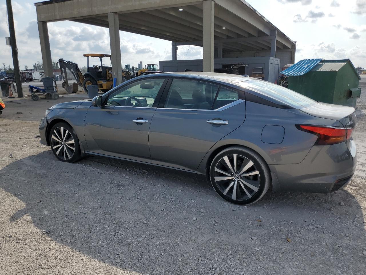 1N4BL4FV9KC215619 2019 Nissan Altima Platinum