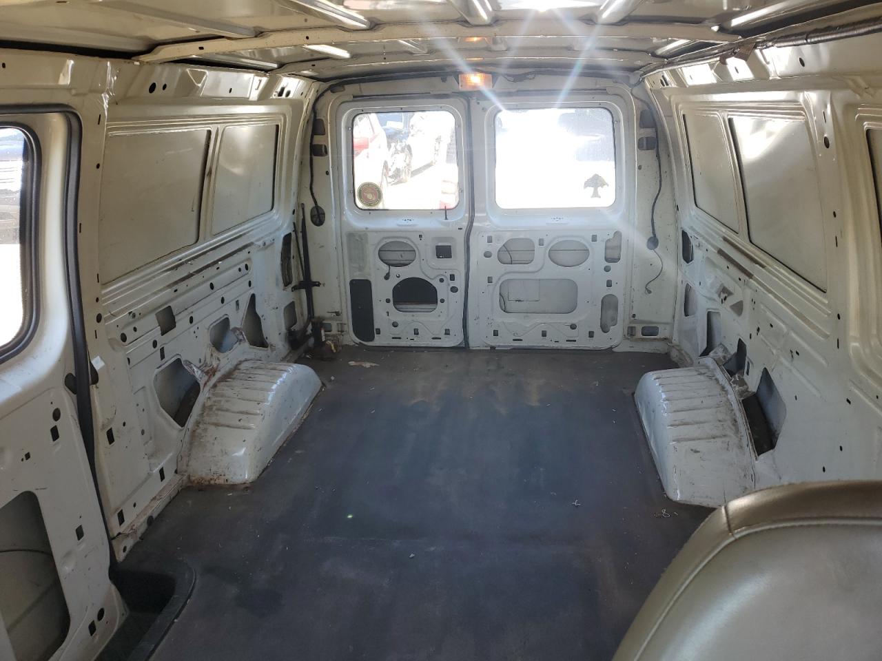 1FTNE14W88DA06435 2008 Ford Econoline E150 Van