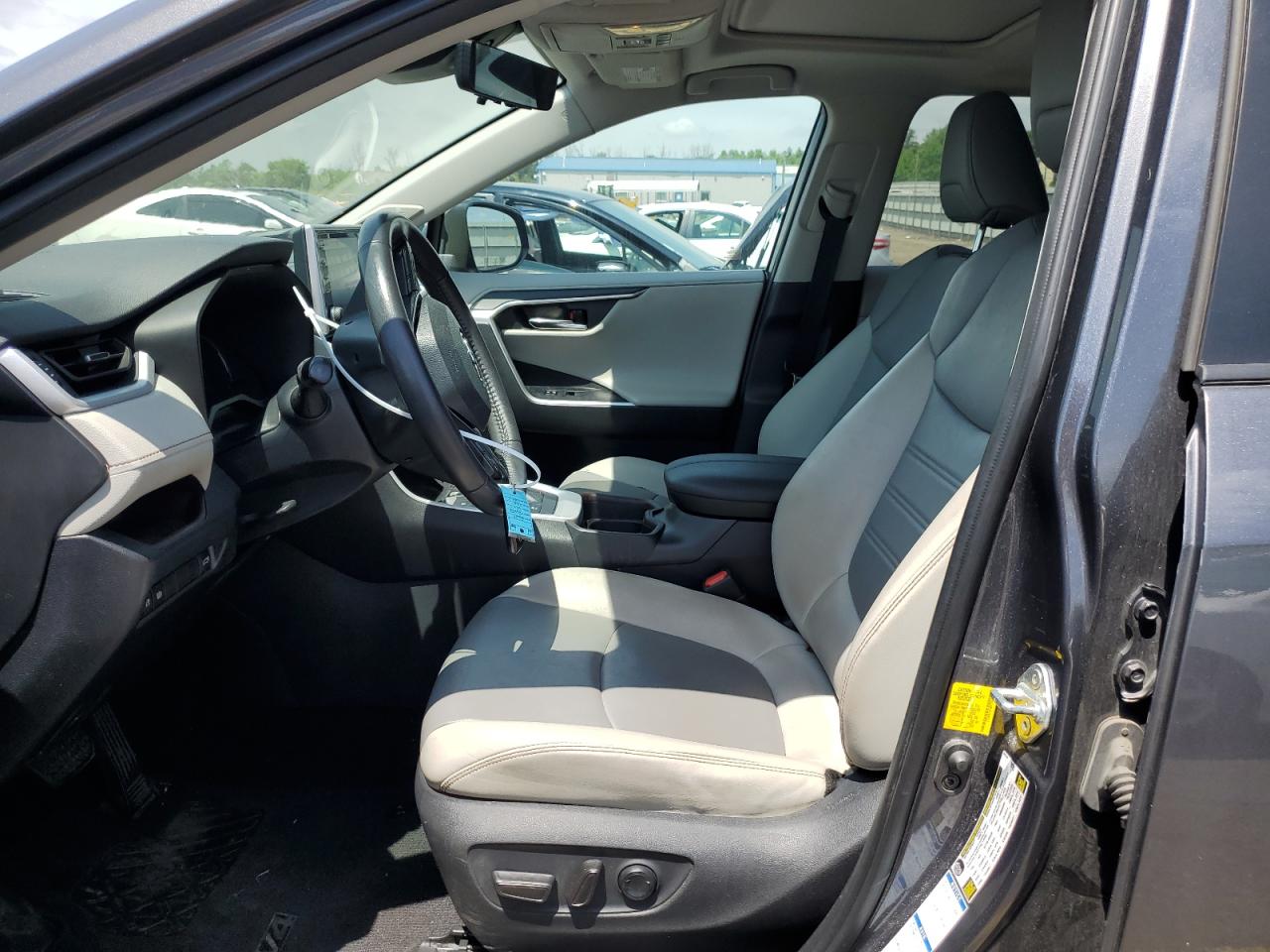 2T3DWRFV4LW081379 2020 Toyota Rav4 Limited