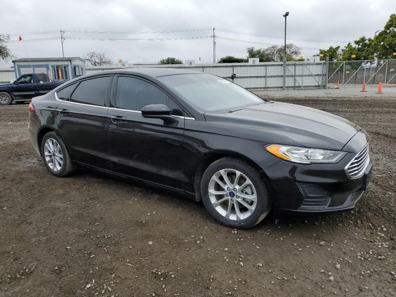 3FA6P0LU2LR189927 2020 Ford Fusion Se