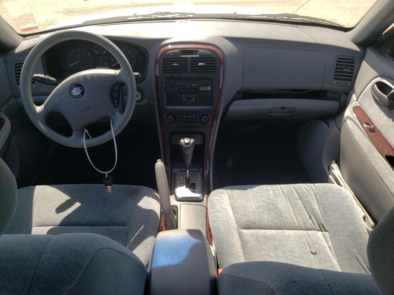 KNAGD128345262547 2004 Kia Optima Lx