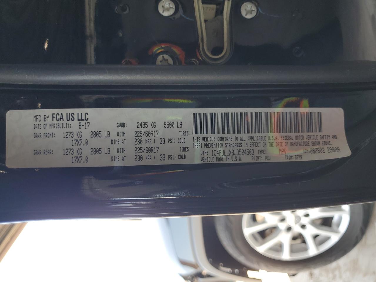 1C4PJLLX3JD524503 2018 Jeep Cherokee Latitude Plus