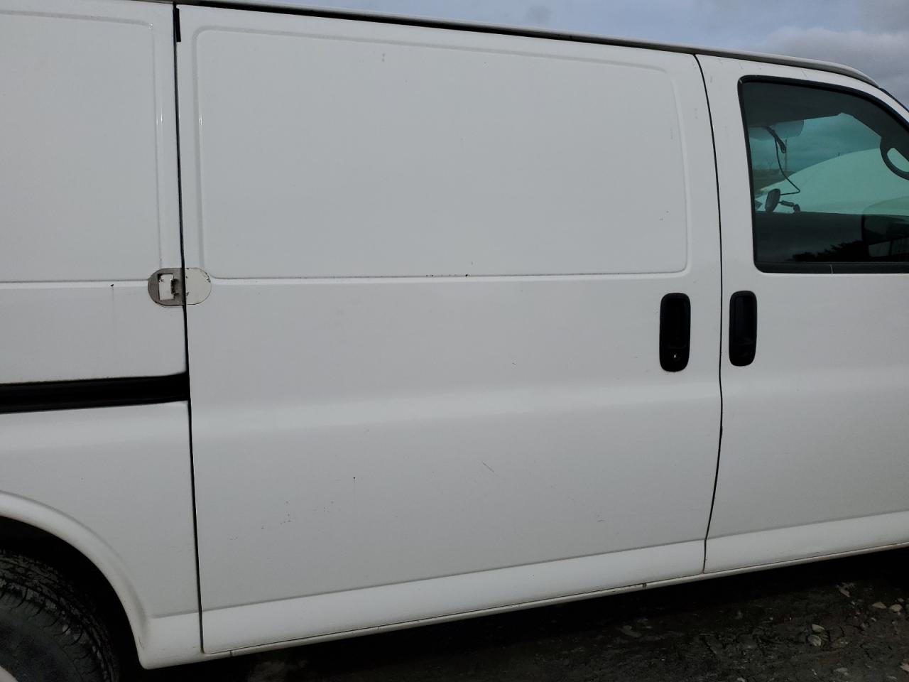 1GCWGFCA1D1152110 2013 Chevrolet Express G2500