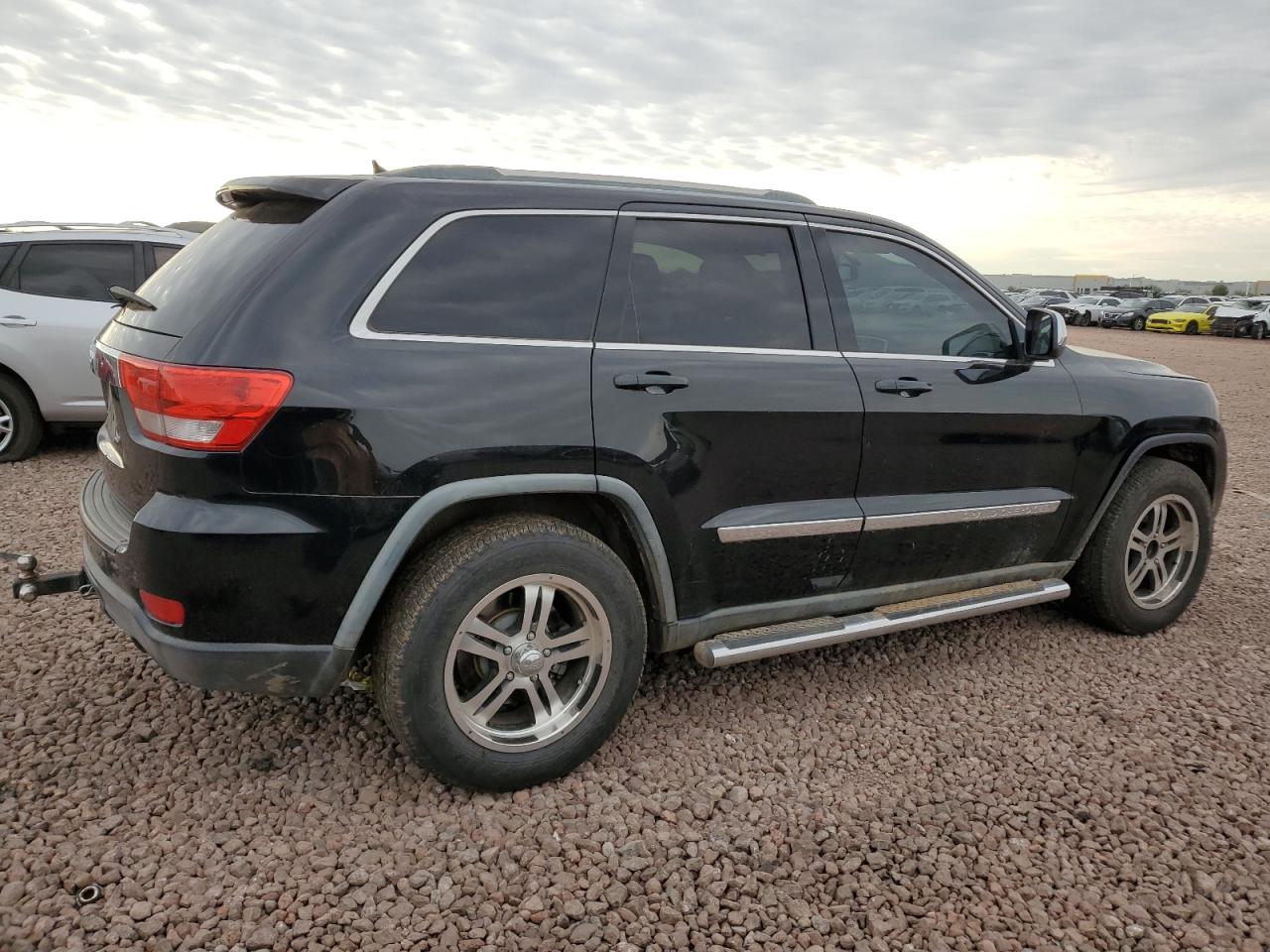 1J4RR4GT6BC628970 2011 Jeep Grand Cherokee Laredo