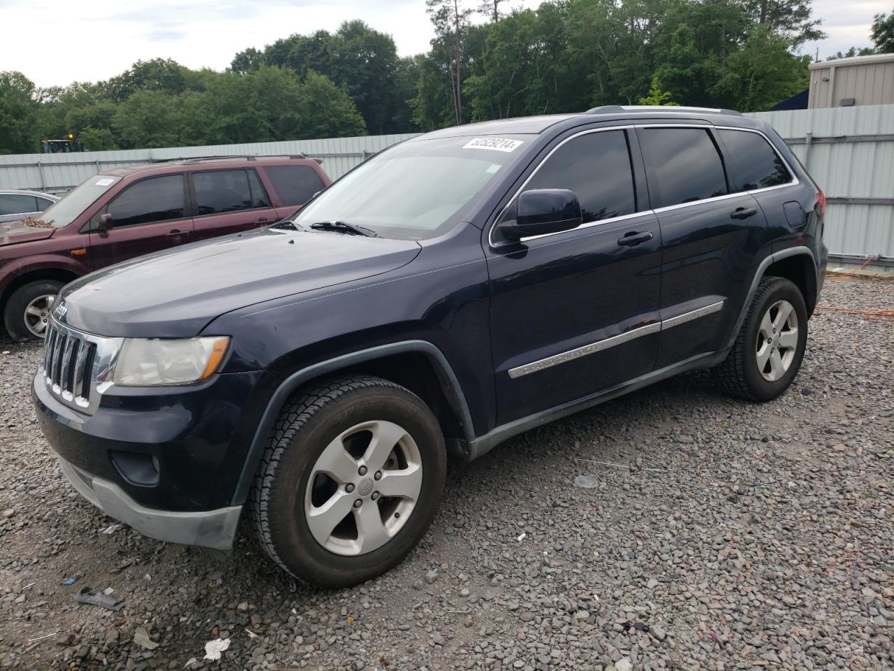 1J4RS4GG9BC627190 2011 Jeep Grand Cherokee Laredo