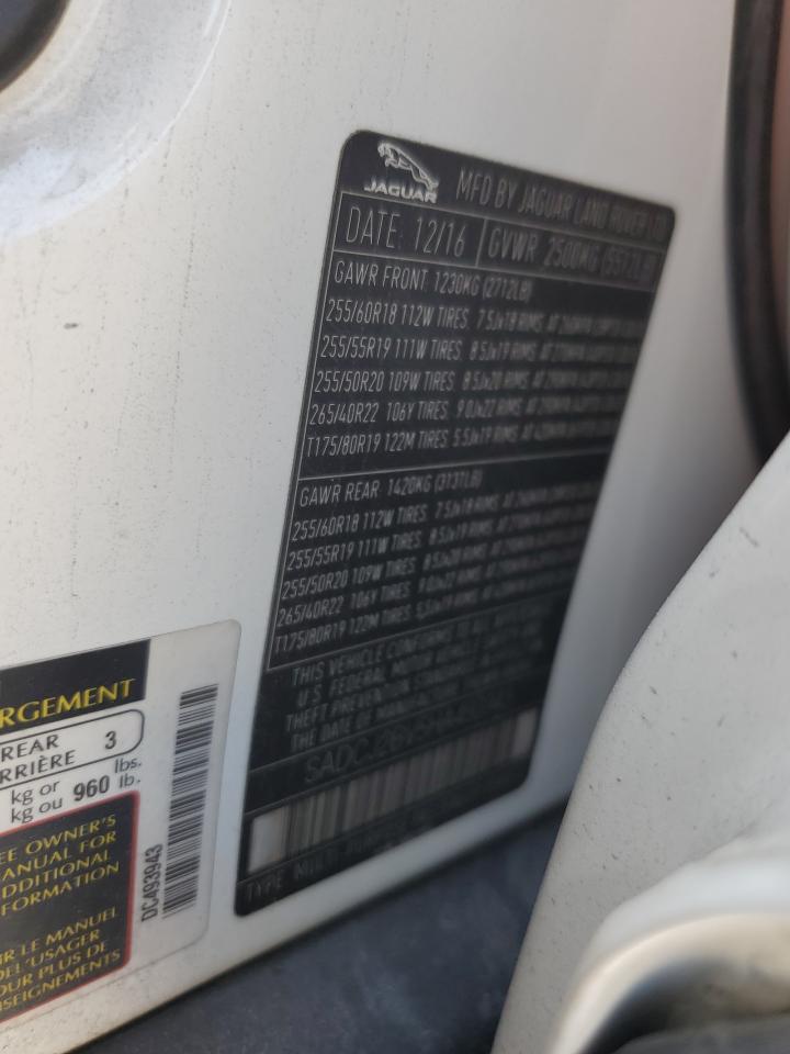 SADCJ2BV5HA493943 2017 Jaguar F-Pace Premium