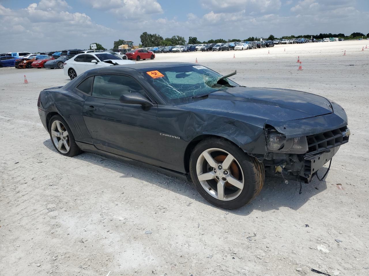 2G1FB1E3XD9137383 2013 Chevrolet Camaro Lt