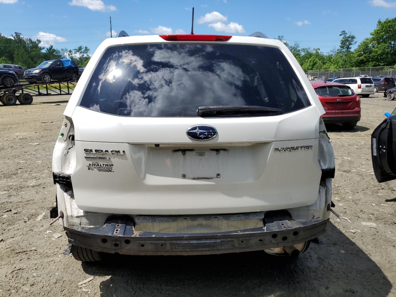 Lot #2621791674 2015 SUBARU FORESTER 2