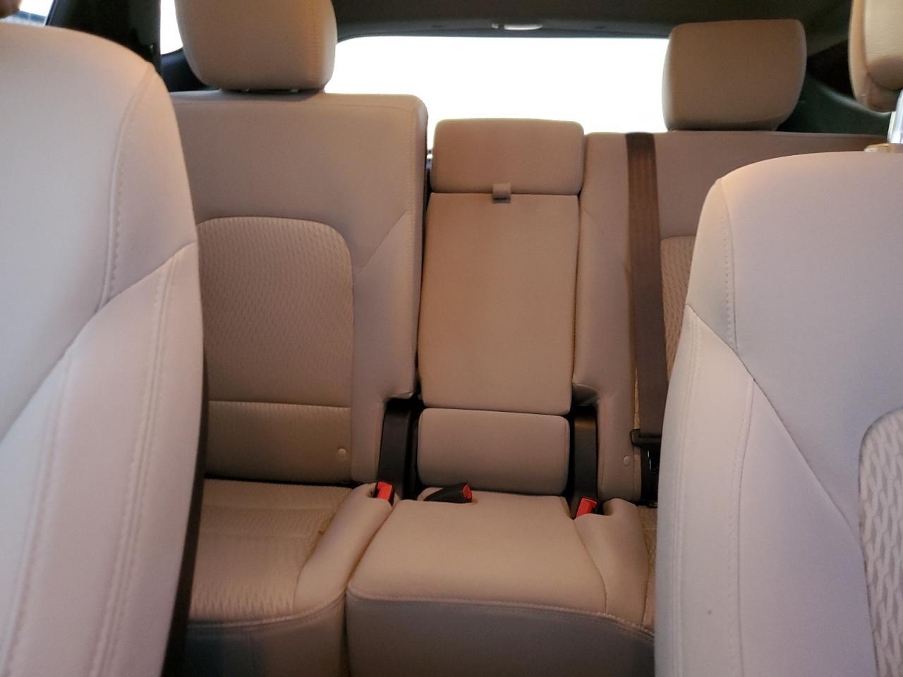 5NMZUDLB8HH021576 2017 Hyundai Santa Fe Sport