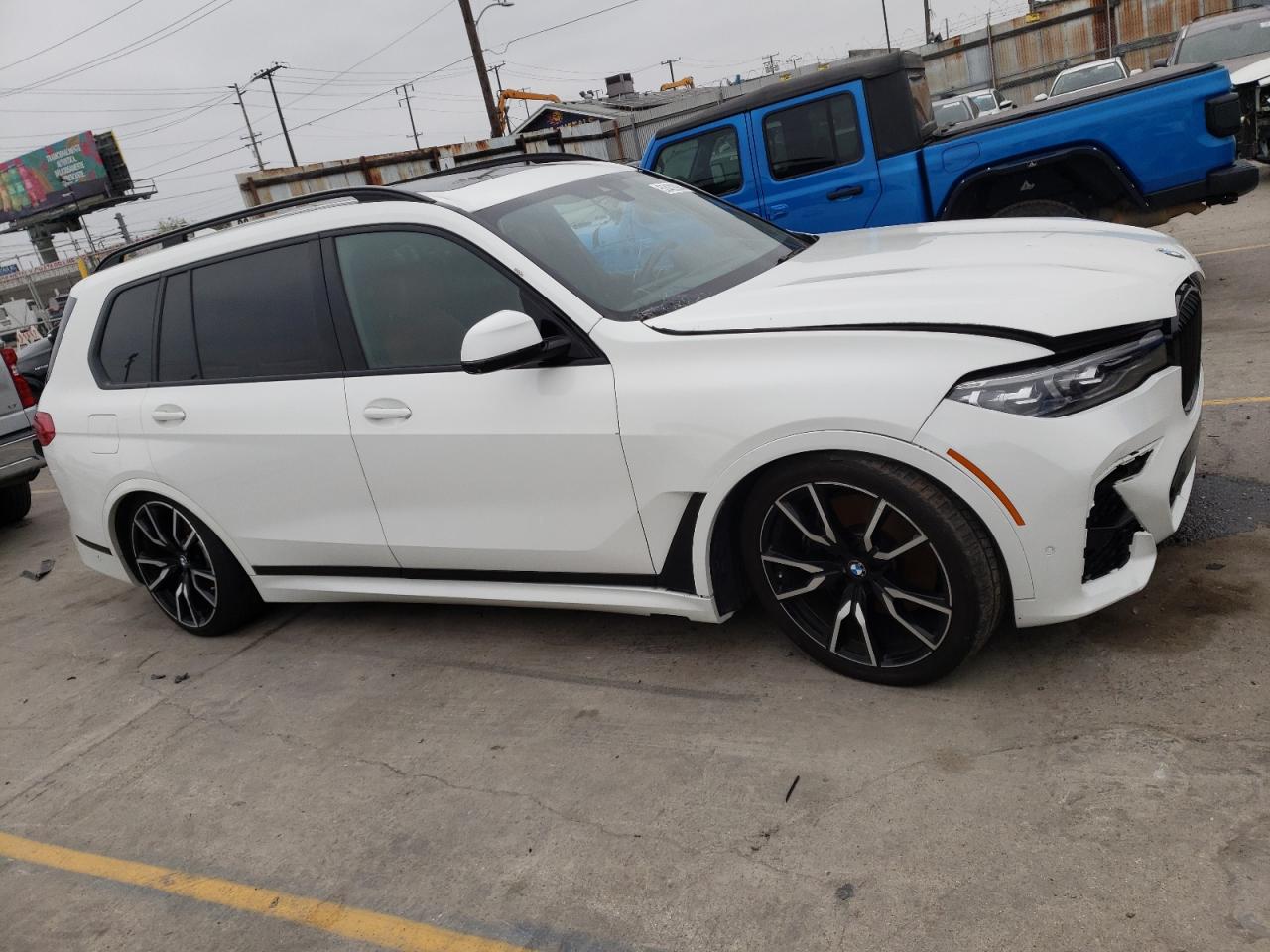 5UXCW2C09N9J33294 BMW X7 2022