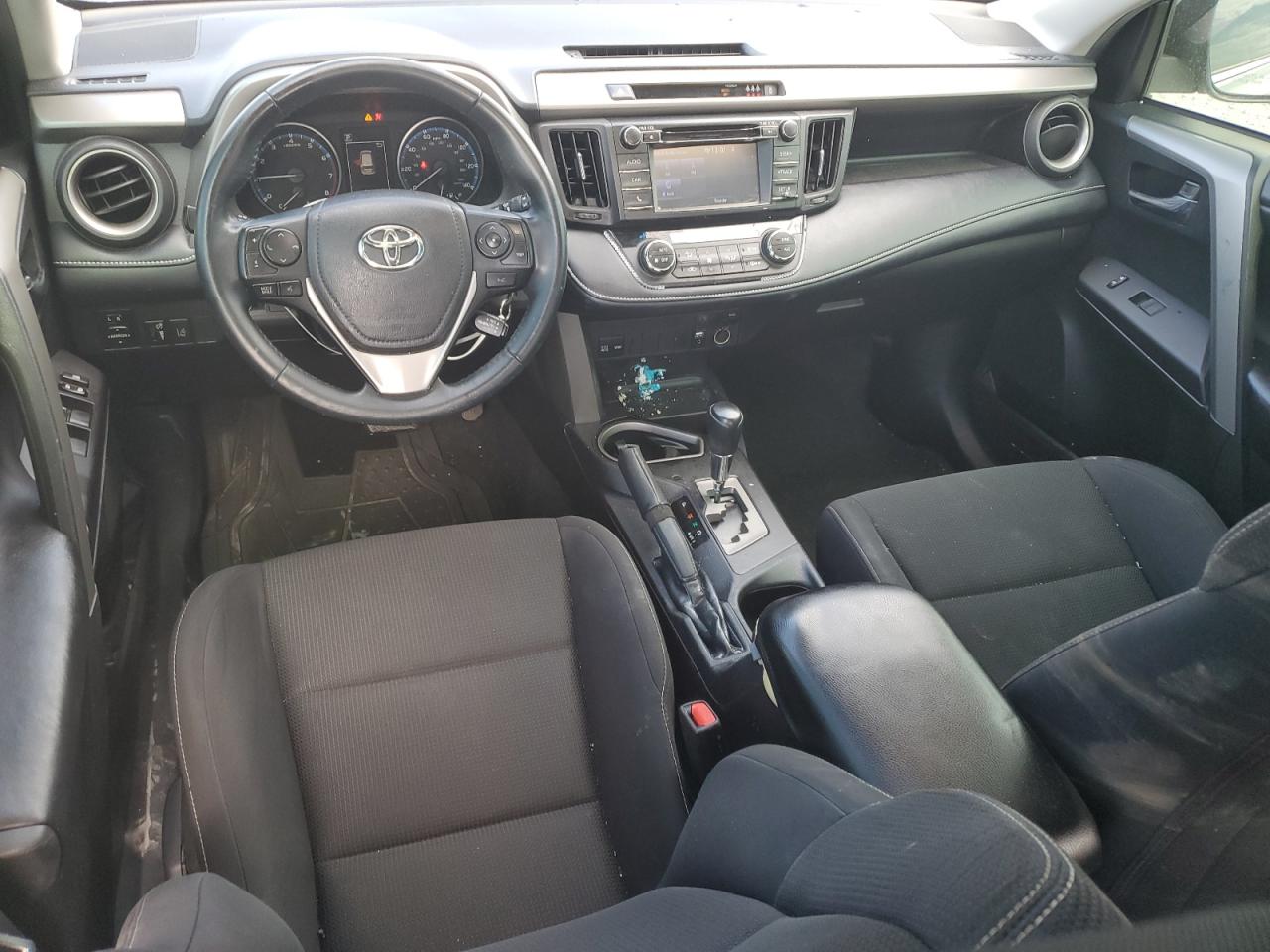 2T3WFREV0JW469491 TOYOTA RAV4 2018